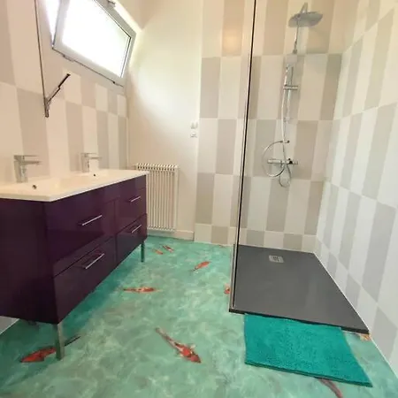 Le 45 Tours Holiday home Nueil-sous-les-Aubiers
