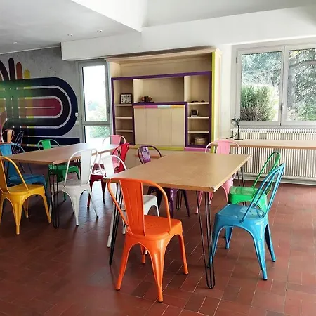 Le 45 Tours Hébergement de vacances *