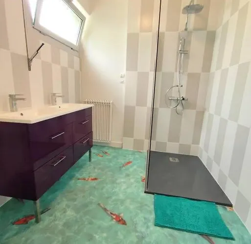 Le 45 Tours Holiday home Nueil-sous-les-Aubiers